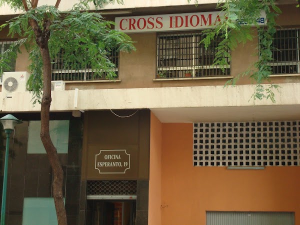 Cross Idiomas (Academia de Inglés)