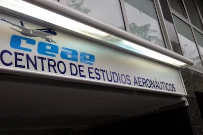 Centro de Estudios Aeronáuticos - CEAE Tarragona (Academia de Inglés)