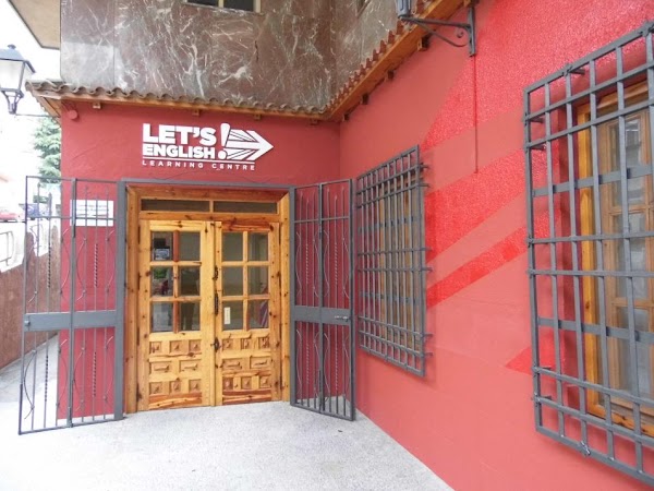 Lets English Learning Centre (Academia de Inglés)