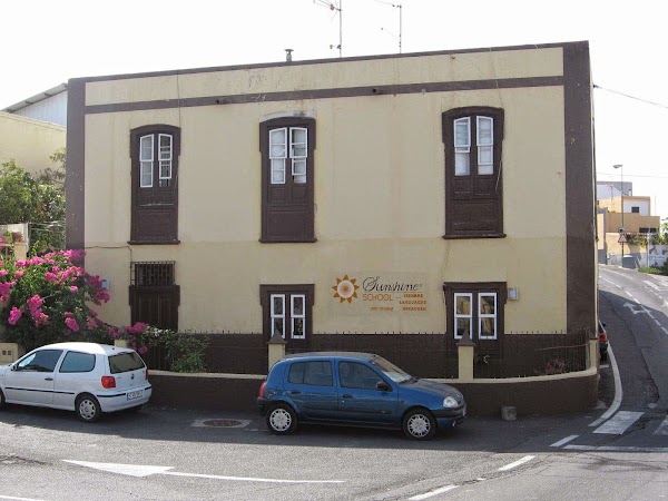 Sunshine School (Academia de Inglés)