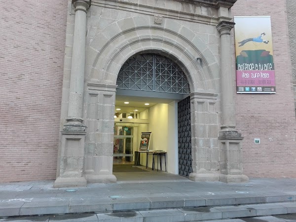 Escuela Oficial de Idiomas de Pamplona (Academia de Inglés)