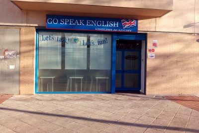 Go Speak English Language School (Academia de Inglés)