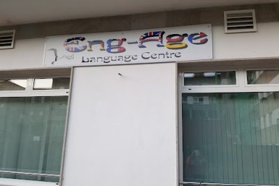 Eng-Age Language Centre (Academia de Inglés)