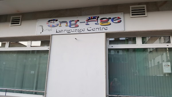 Eng-Age Language Centre (Academia de Inglés)