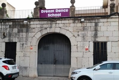 Dream Dance College (Academia de Inglés)